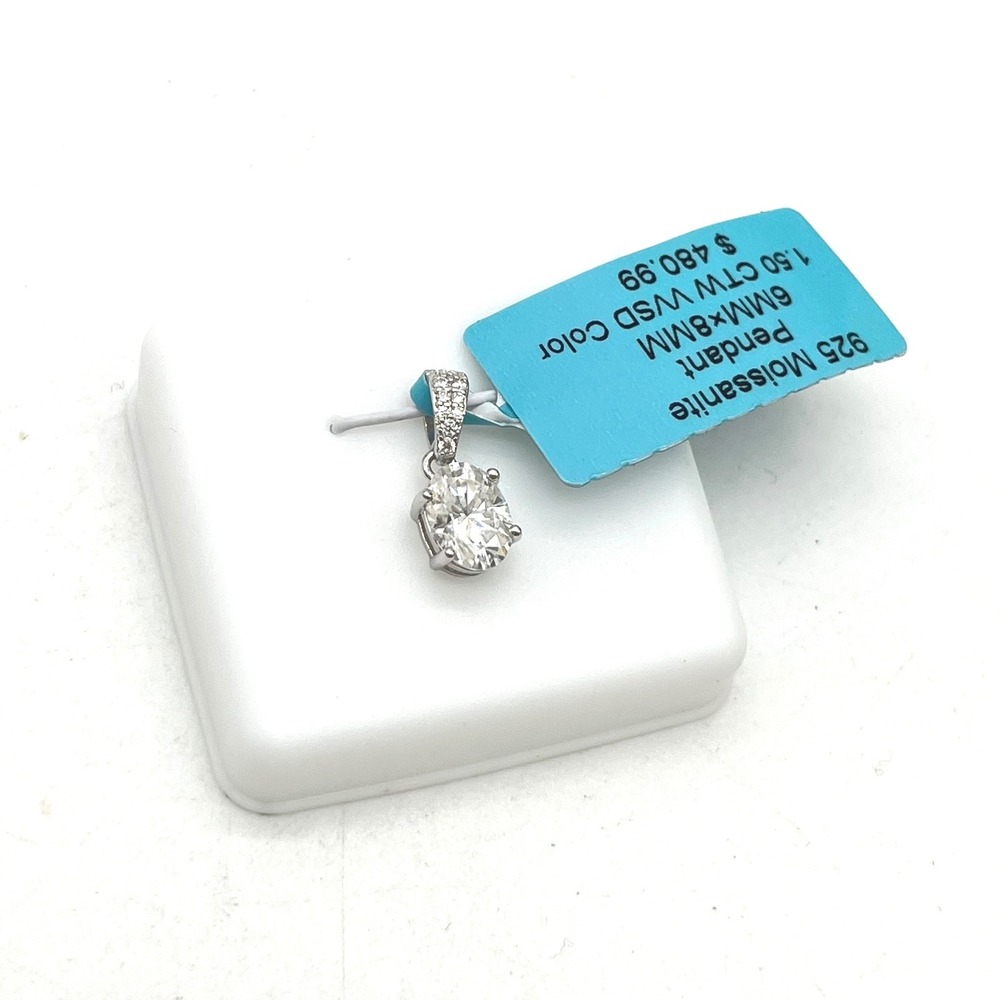 925 Sterling Silver 1.50 CTW Oval Moissanite Pendant VVS D Color 6x8mm
